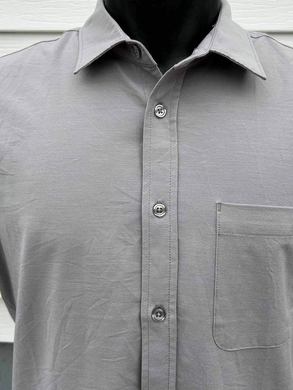 VUORI men’s button down - Picture 2 of 9
